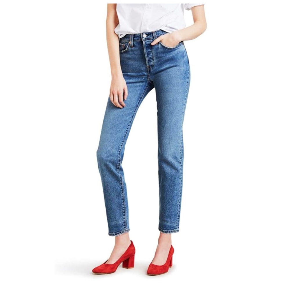 Levi’s Premium Wedgie Straight Jeans Medium Wash - Picture 13 of 13